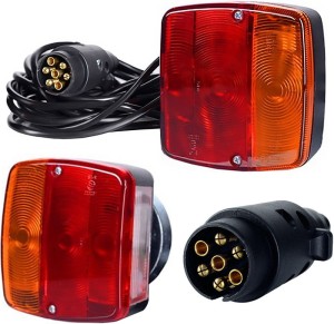 Zestaw lamp mocowanych na magnes przewód 5 m 12V PZPR628